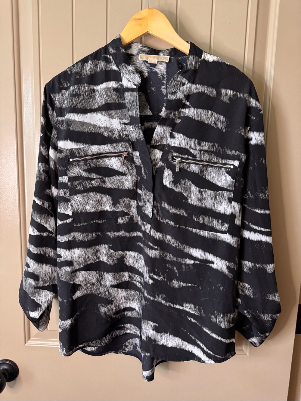 Michael Kors Black & White Patterned Zip-Pocket Shirt Jacket